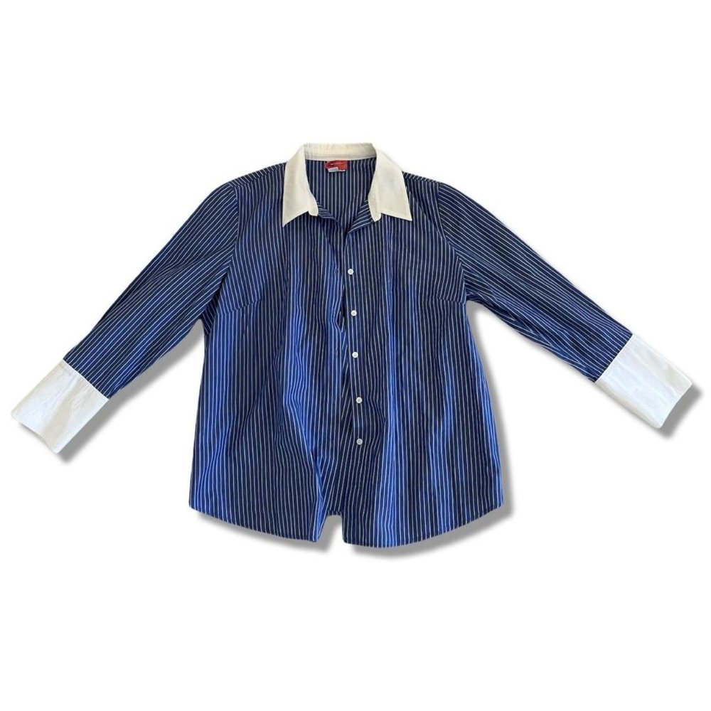 Striped Blue and White Button Up With White Collar and Cuffs